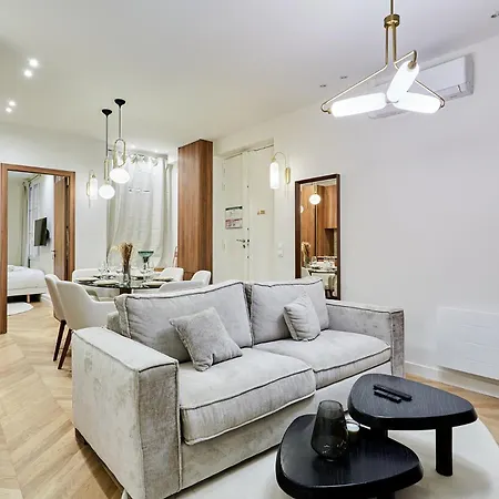 Superb Center Of By Prestige Paris